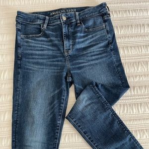 American Eagle~ Next level, high rise jegging. Size 10, Short